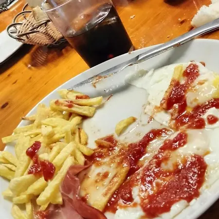 & Resataurante Amazkar Pensjonat Oiartzun